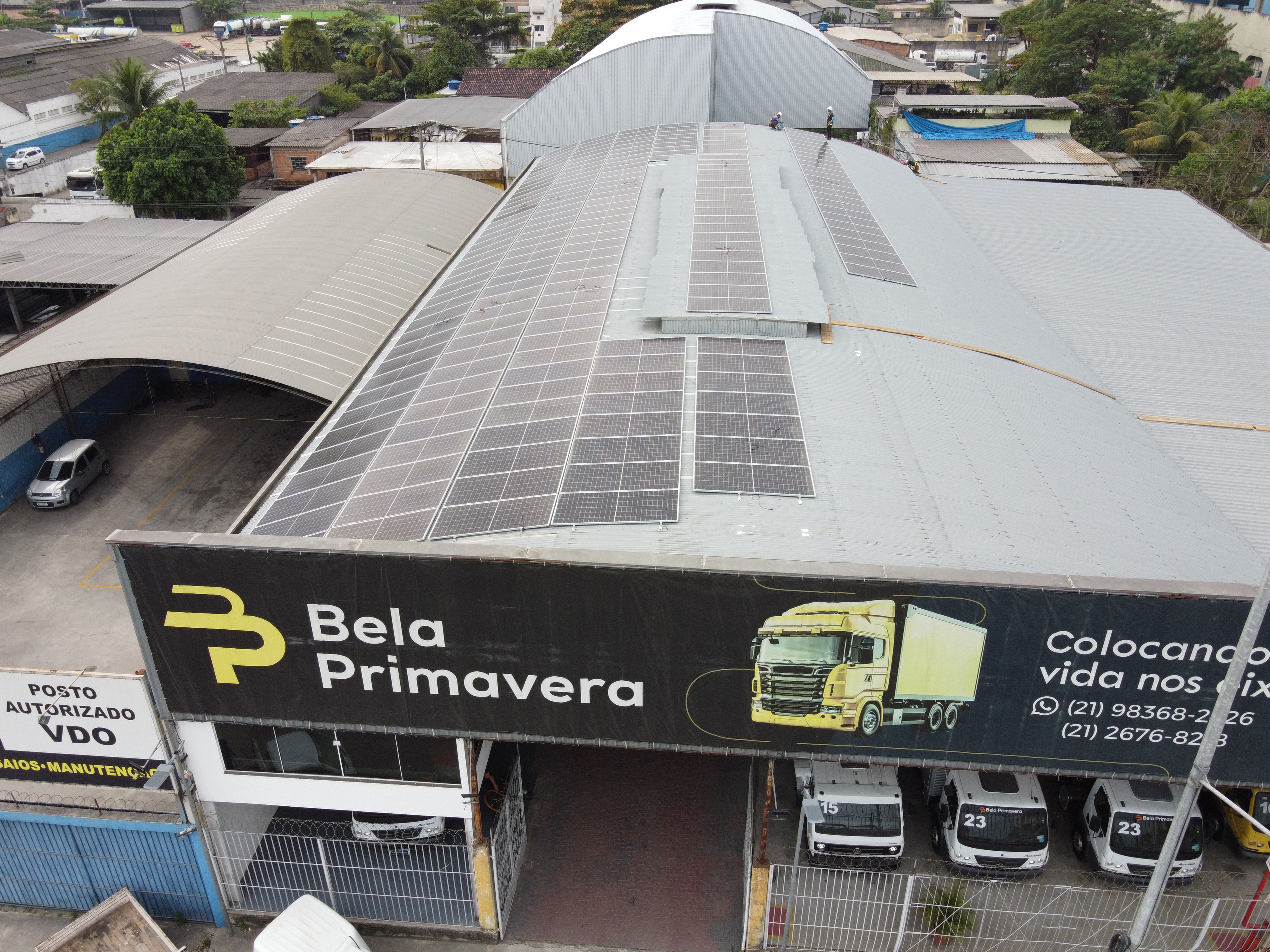 Corredor interno com nova infraestrutura elétrica